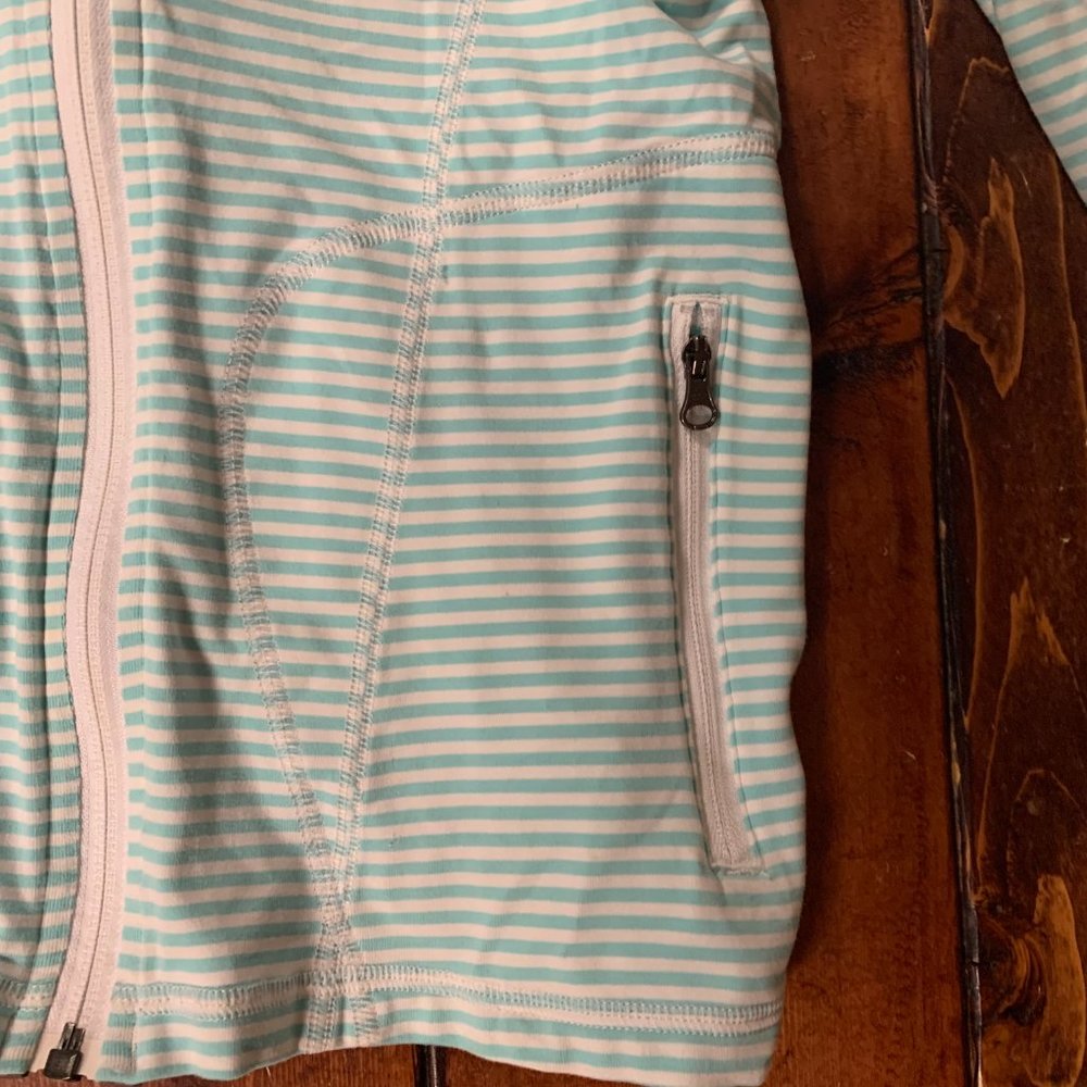 Lole Essential X-Small Blue & White Stripe UPF 50 Full Zip Cardigan Jacket EUC - Picture 8 of 12